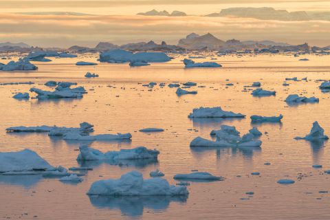 Zonsondergang boven Disko Bay