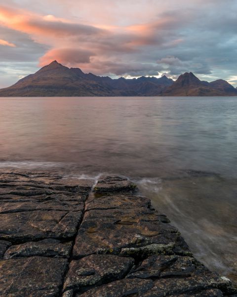 Zonsondergang op het strand van Elgol