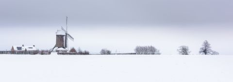Bossenaremolen in de sneeuw